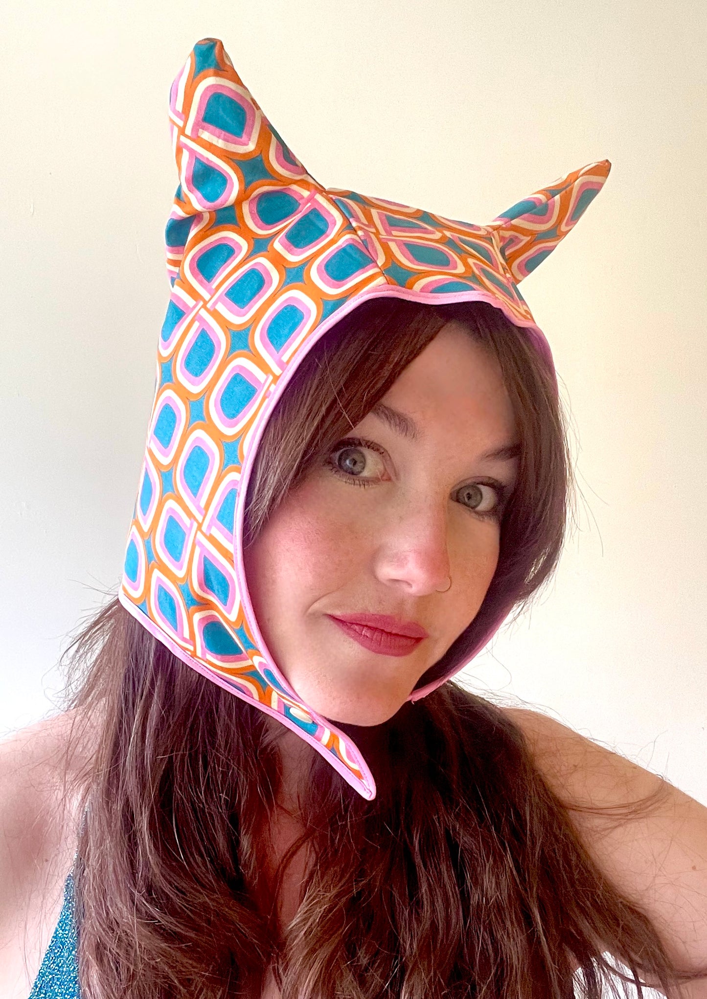 ANIMORPH Hood: Pink & 60s print (reversible; waterproof)
