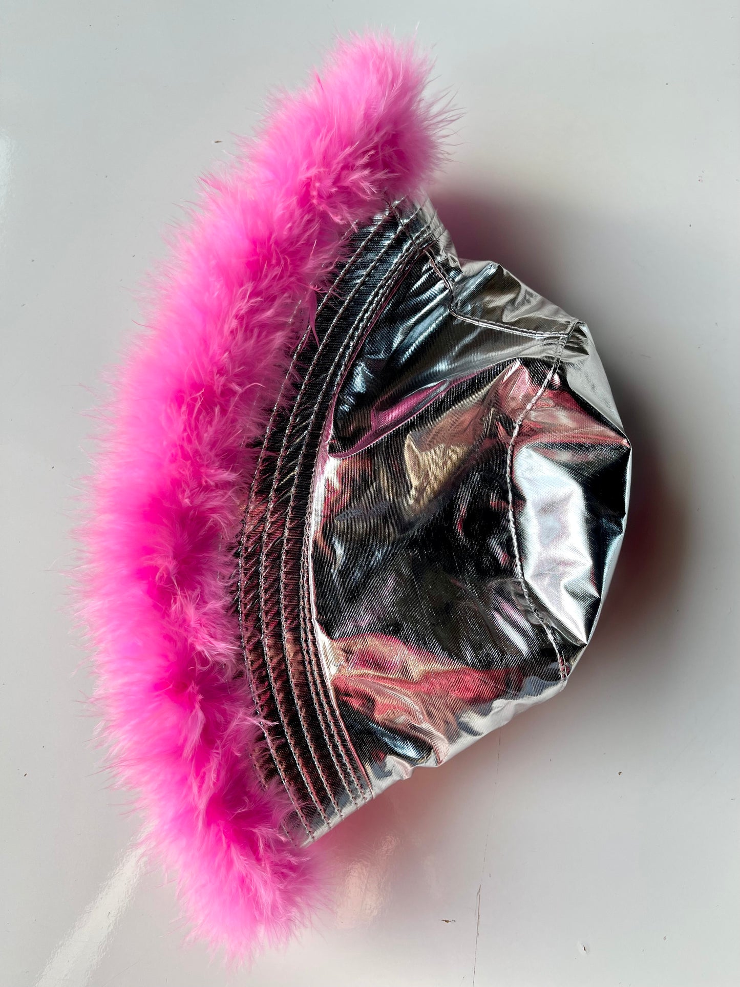Bucket hat: Silver; electric-pink