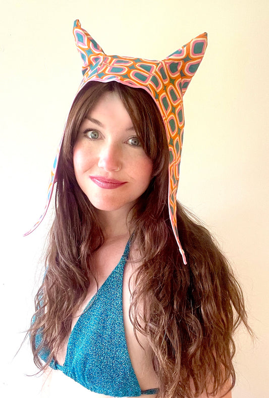 ANIMORPH Hood: Pink & 60s print (reversible; waterproof)