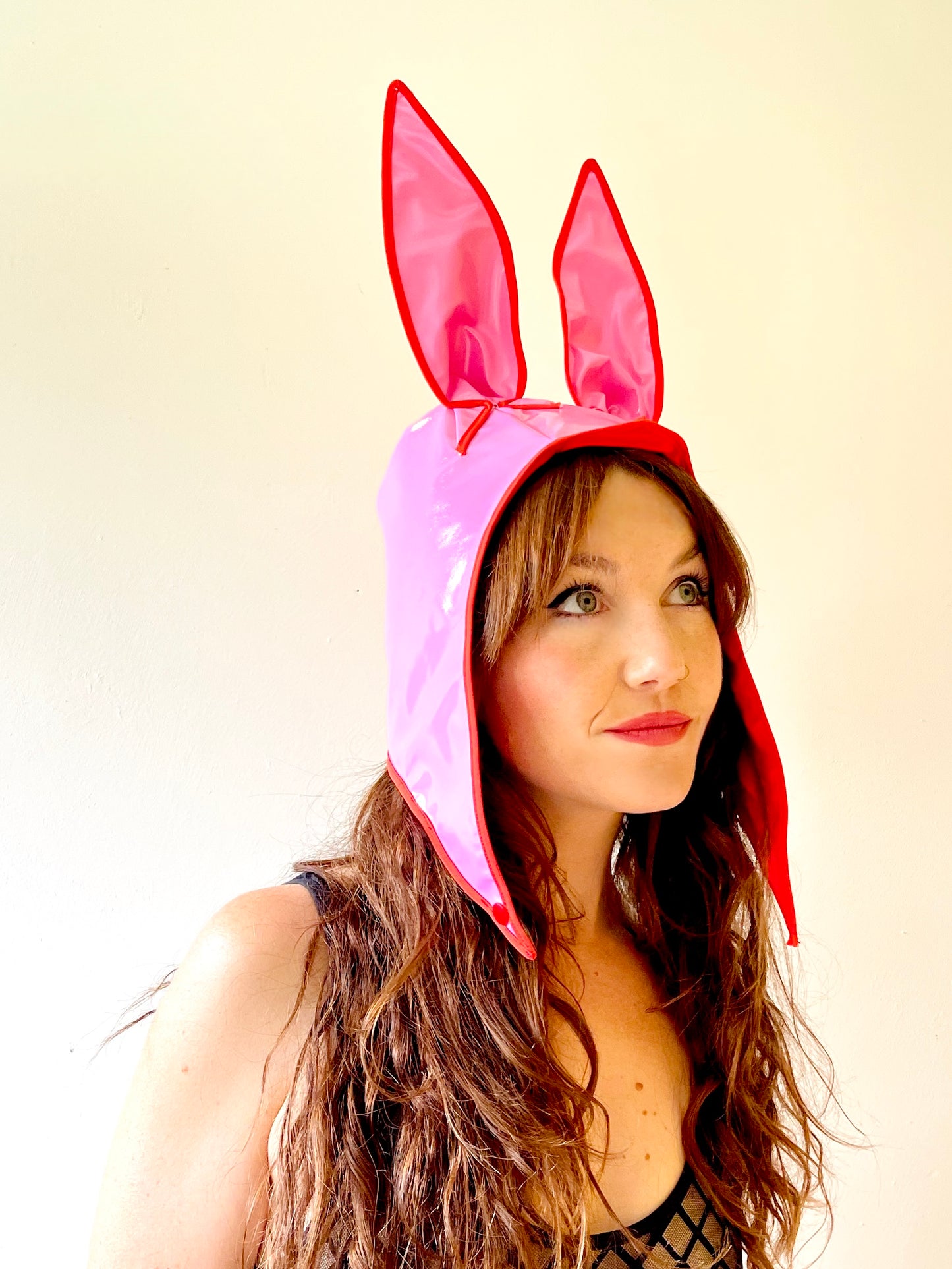 ANIMORPH Bunny Hood: pink/red; waterproof