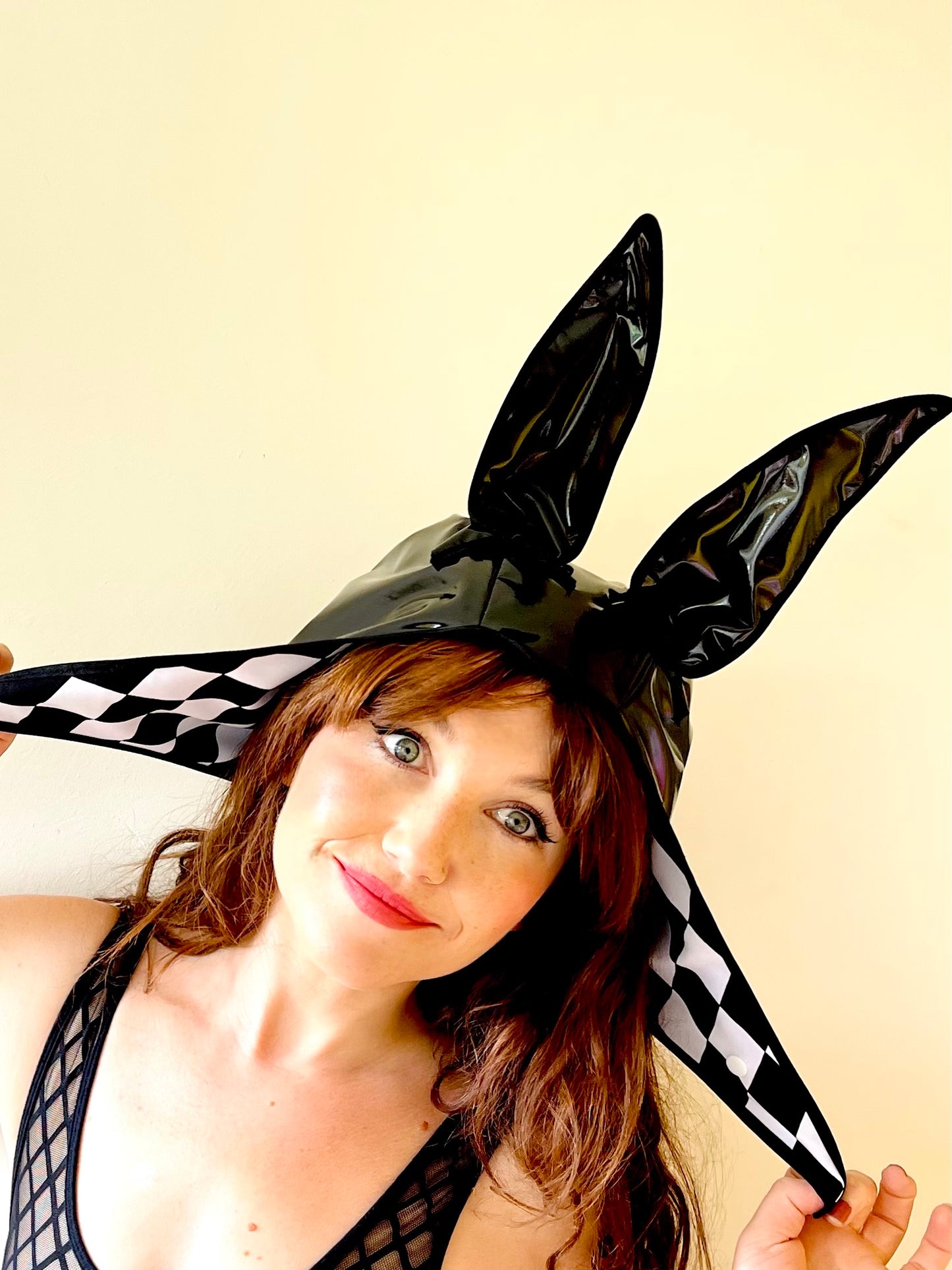 ANIMORPH Bunny Hood: black/white and waterproof