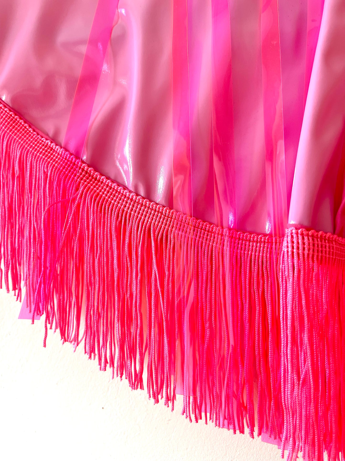 TASSLE CAPELET : The Pinks