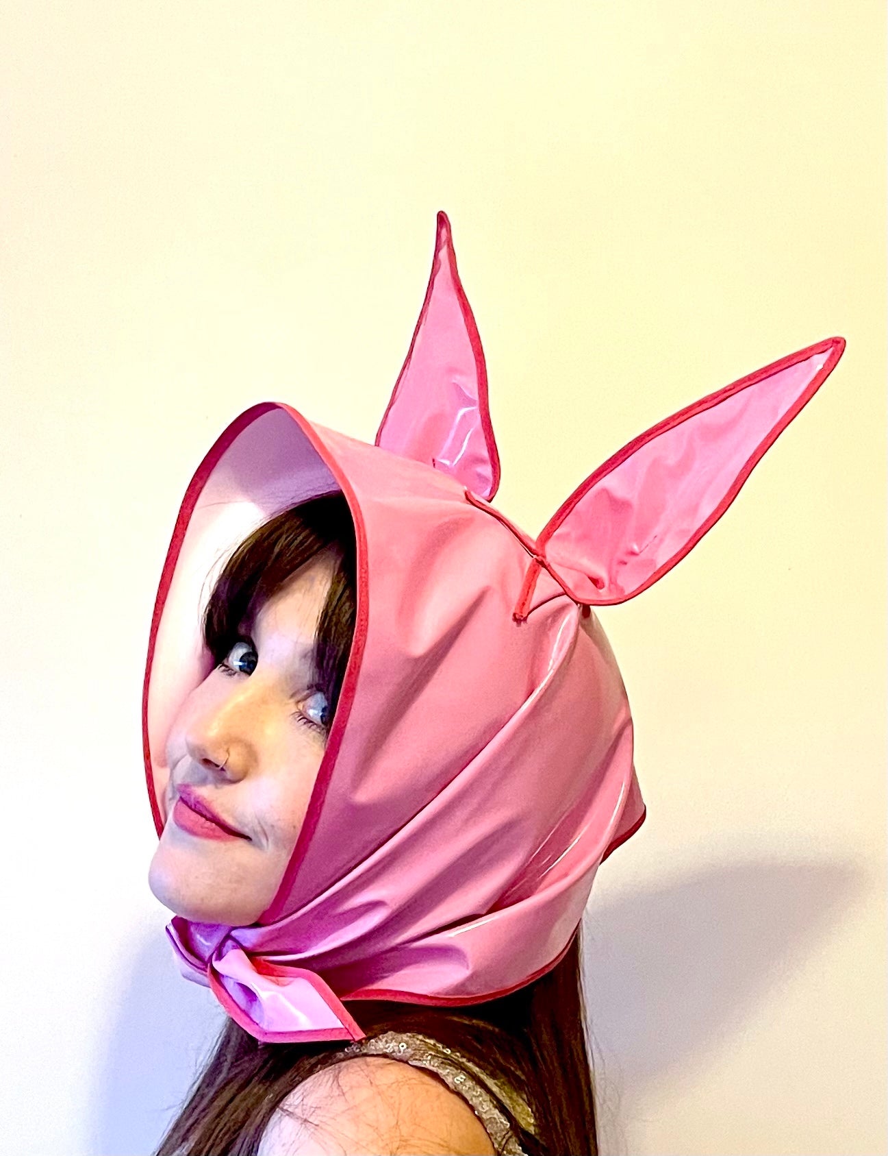 HEY BUNNY! Rain-ready hoodlet: Bubblegum pink