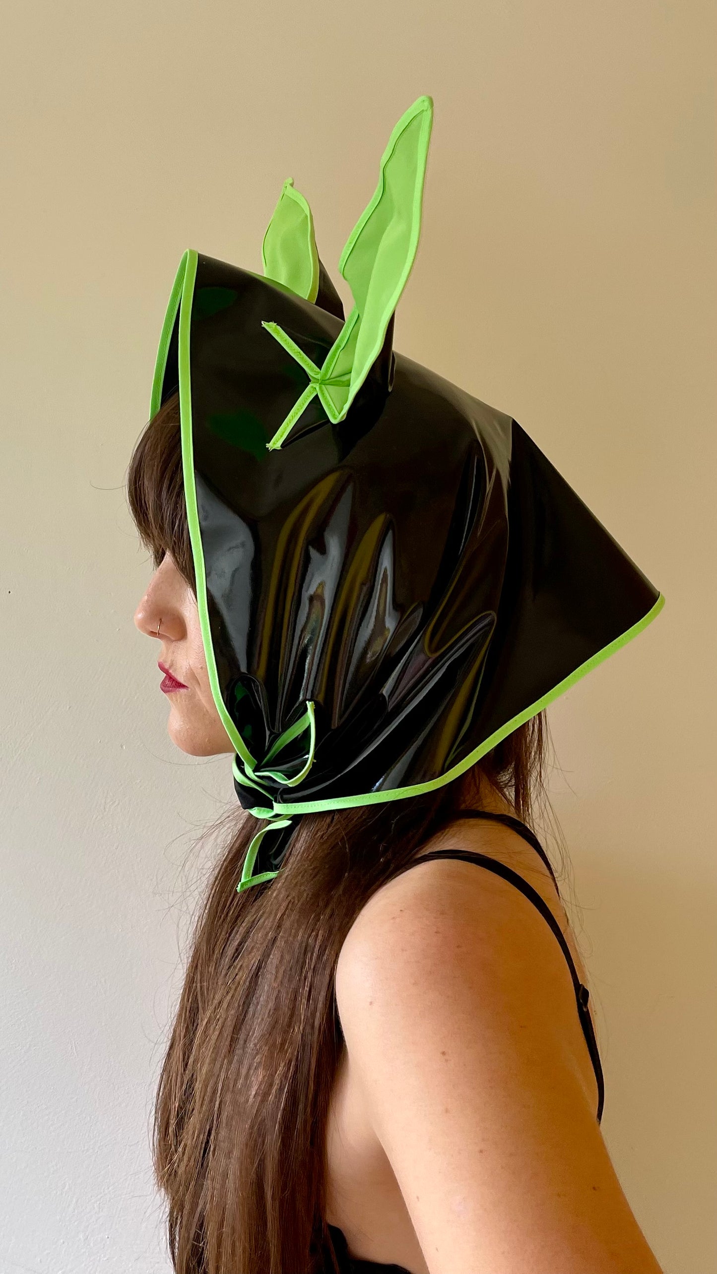 HEY BUNNY! Rain-ready Hoodlet: Black & neon green