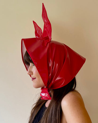 HEY BUNNY! Rain-ready Hoodlet: Red