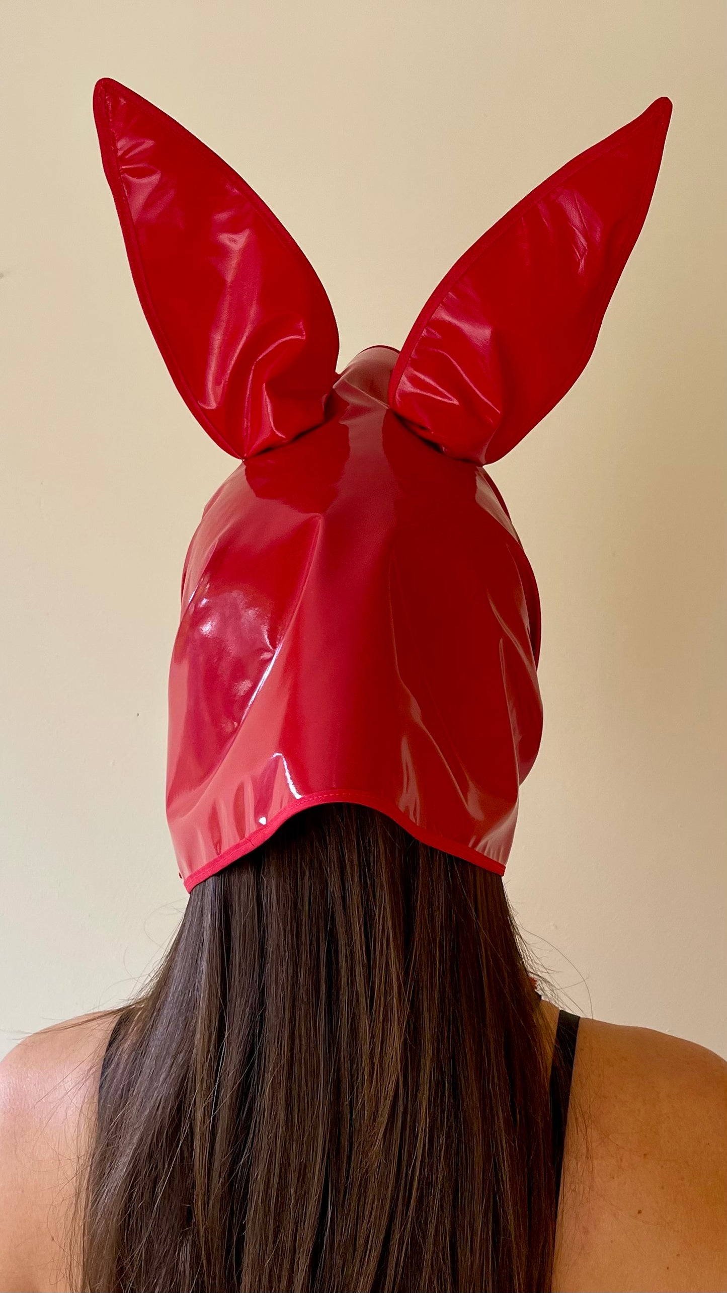 HEY BUNNY! Rain-ready Hoodlet: Red