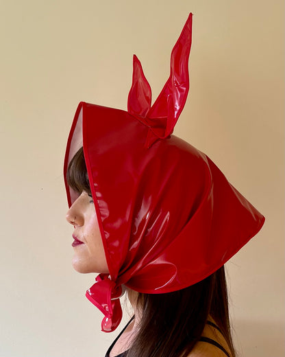 HEY BUNNY! Rain-ready Hoodlet: Red