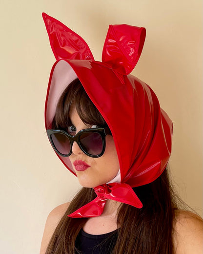 HEY BUNNY! Rain-ready Hoodlet: Red