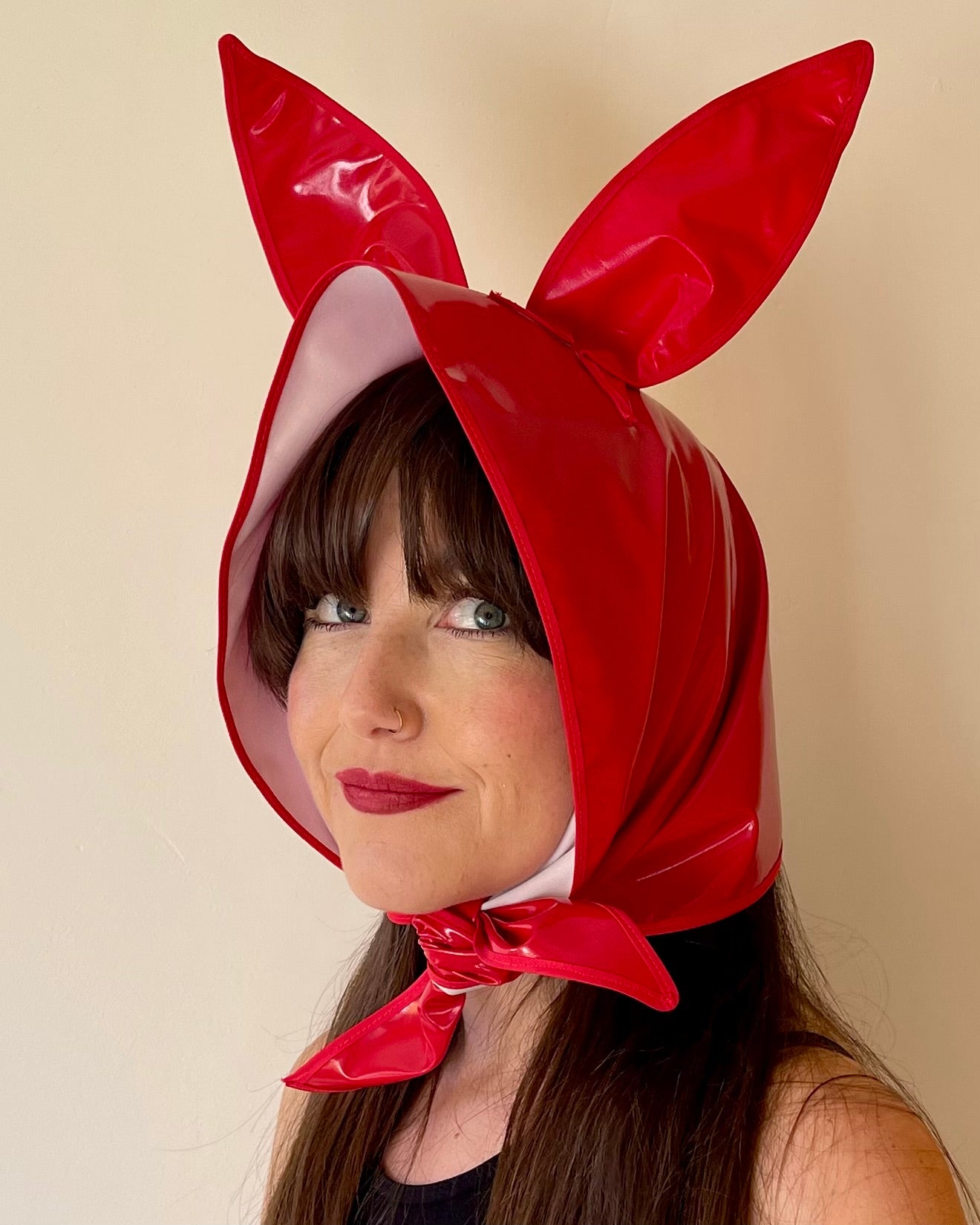 HEY BUNNY! Rain-ready Hoodlet: Red